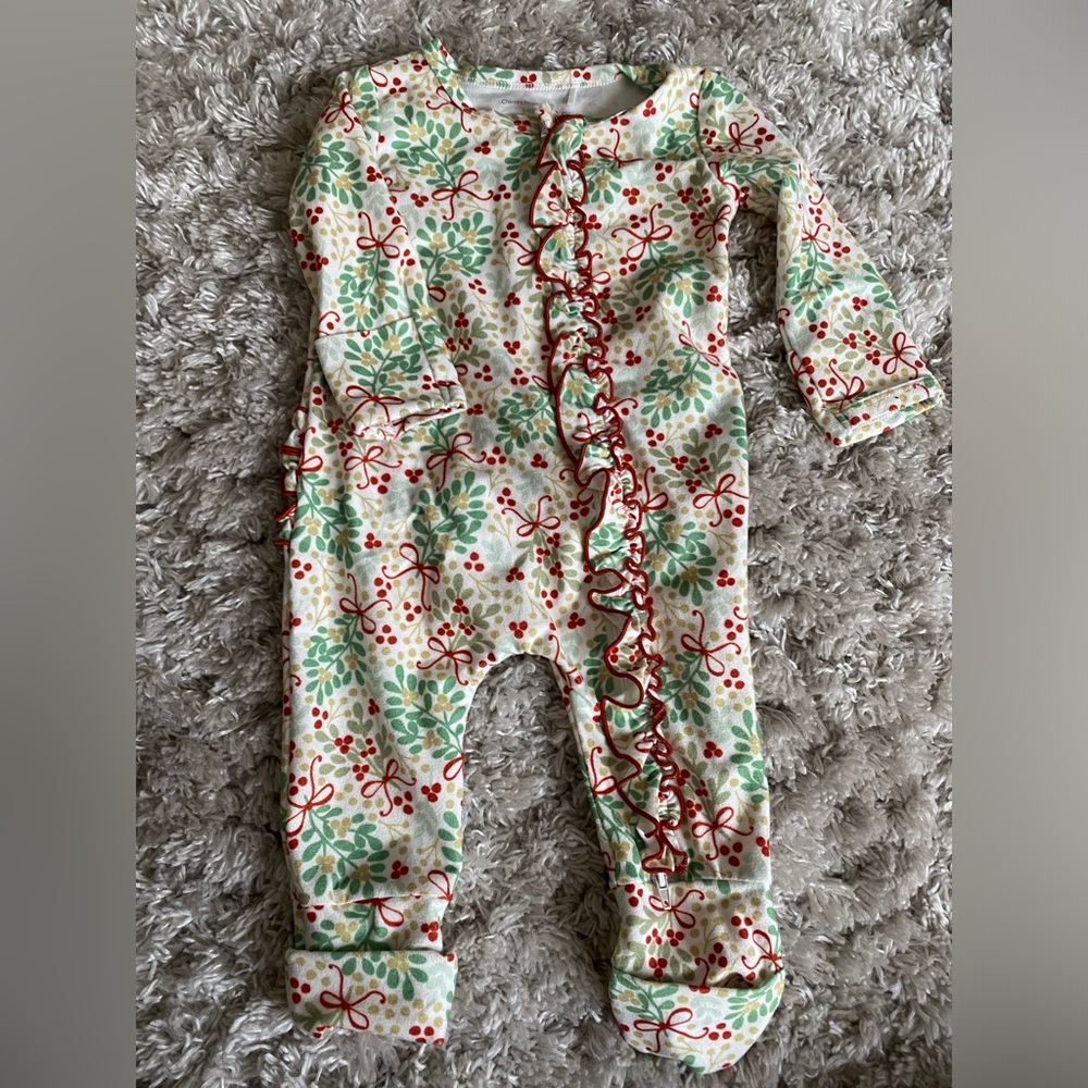 VGUC 3-6 Charlie’s Project Deck the Halls Ruffle Christmas Zipper Pajamas